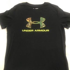 Boys XL UA Under Armour Camo Shirt
